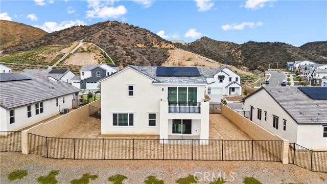 Detail Gallery Image 2 of 59 For 28908 Saddle Cir, Castaic,  CA 91384 - 4 Beds | 3 Baths