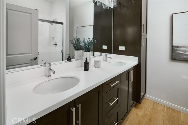 4 Bed Home for Sale in Hawthorne, California