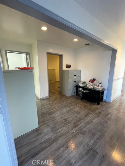  Commercial for Sale in Los Angeles, California
