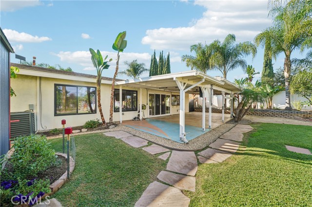 Detail Gallery Image 25 of 37 For 571 Oriole, Corona,  CA 92879 - 4 Beds | 2 Baths