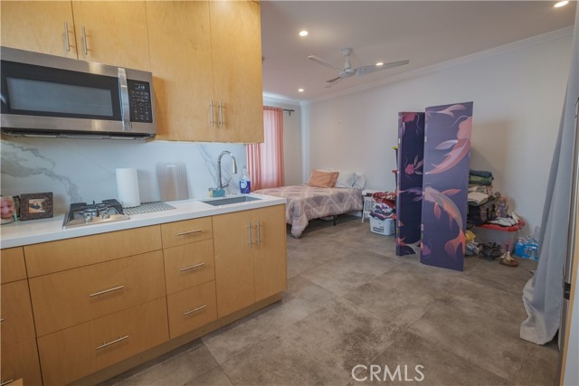 Detail Gallery Image 41 of 49 For 6641 Gerald Ave, Van Nuys,  CA 91406 - 4 Beds | 2 Baths