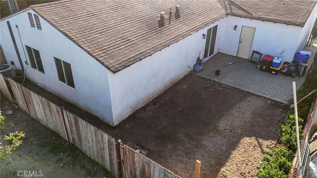https://media.crmls.org/medias/7f06c654-26e8-40b5-87b3-764c84df5325.jpg?preset=X-Large