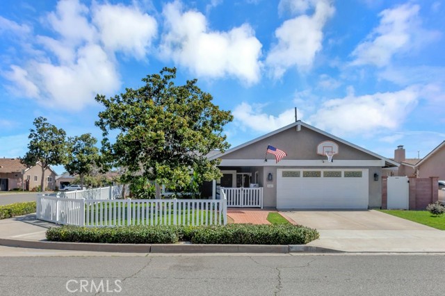 Detail Gallery Image 1 of 1 For 641 N Markwood St, Orange,  CA 92867 - 4 Beds | 2 Baths