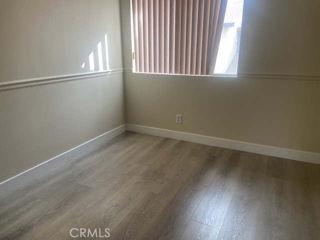 9800 Vesper Avenue, Panorama City CA: https://media.crmls.org/medias/7f085502-e903-41b3-bd21-f4439bf160fb.jpg