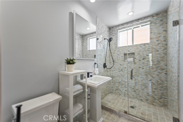 5606 White Oaks Avenue, Encino CA: https://media.crmls.org/medias/7f0910e7-a43f-4cf6-a37b-360e4bed7196.jpg