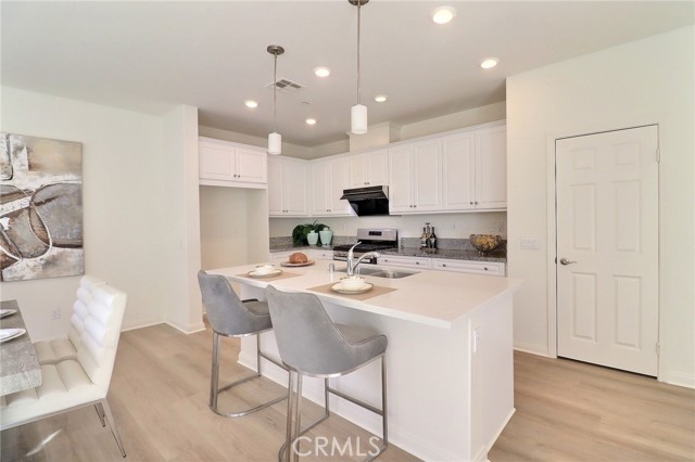 Detail Gallery Image 18 of 33 For 2076 E Sentinel Privado, Ontario,  CA 91764 - 4 Beds | 3 Baths