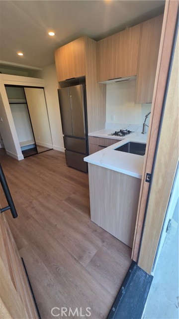 Detail Gallery Image 3 of 10 For 22732 Mariano St #1/2,  Woodland Hills,  CA 91367 - 0 Beds | 1 Baths