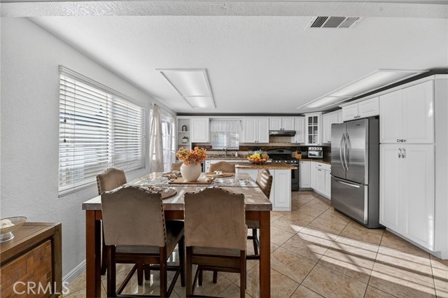 Detail Gallery Image 20 of 33 For 32869 Wildomar Trail, Wildomar,  CA 92595 - 3 Beds | 2 Baths