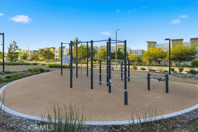 Detail Gallery Image 40 of 47 For 27317 Bear Creek Ln, Valencia,  CA 91381 - 3 Beds | 3/1 Baths