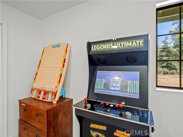 Detail Gallery Image 38 of 65 For 52092 Road 423, Oakhurst,  CA 93644 - 5 Beds | 3 Baths