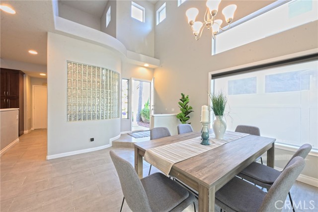 Image 7 of 46 For 927 Lone Pine