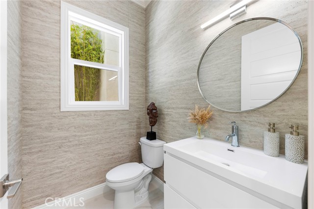 241 Abacus, Irvine CA: https://media.crmls.org/medias/7f0ac426-9433-4c99-ae53-345dfb9b72cf.jpg