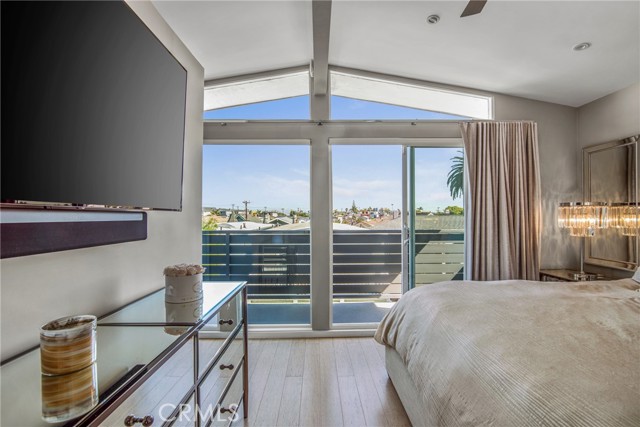 1616 Stanford Avenue, Redondo Beach, California 90278, 3 Bedrooms Bedrooms, ,2 BathroomsBathrooms,Residential,Sold,Stanford,SB22034123