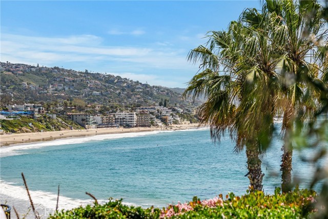 Detail Gallery Image 20 of 24 For 274 Cliff Drive #4,  Laguna Beach,  CA 92651 - 1 Beds | 1 Baths