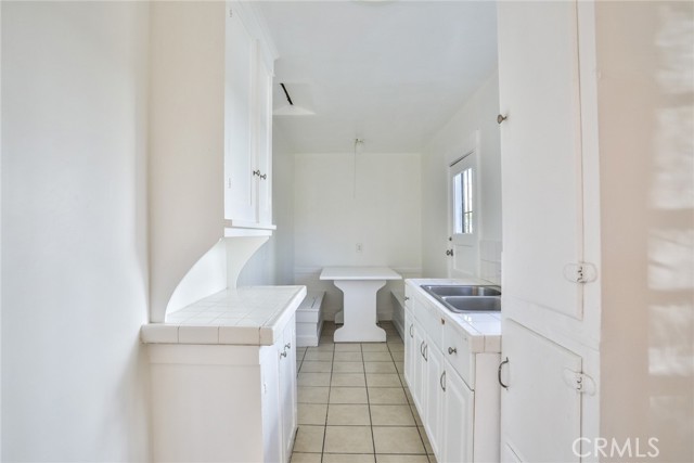 Detail Gallery Image 21 of 34 For 2867 Edgehill Dr, Los Angeles,  CA 90018 - – Beds | – Baths