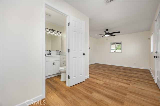 326 Water Street, Bakersfield CA: https://media.crmls.org/medias/7f0cabc3-c305-4315-9ade-278eeef240b7.jpg