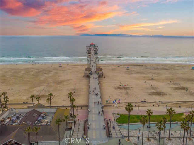 Detail Gallery Image 52 of 62 For 316 6th, Huntington Beach,  CA 92648 - 3 Beds | 3/1 Baths