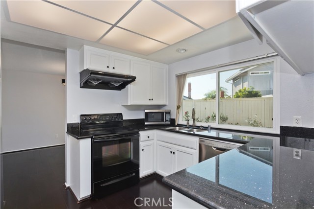 Detail Gallery Image 7 of 30 For 46 Shooting Star, Irvine,  CA 92604 - 4 Beds | 2/1 Baths