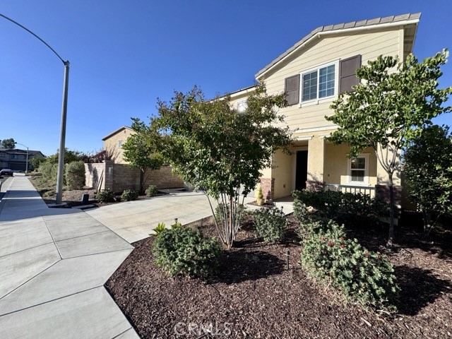 Detail Gallery Image 3 of 48 For 24282 Red Spruce, Murrieta,  CA 92562 - 3 Beds | 2/1 Baths