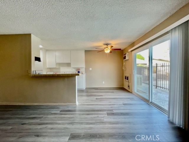 Detail Gallery Image 18 of 29 For 686 E Cottonwood Rd #E,  Palm Springs,  CA 92262 - 3 Beds | 2 Baths