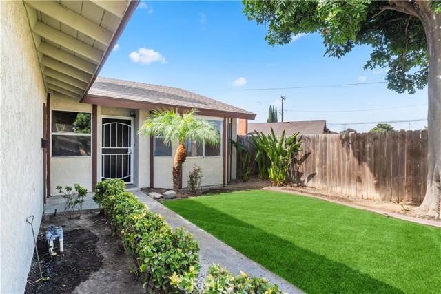 Image 2 for 2640 N Eaton Circle, Long Beach, CA 90815