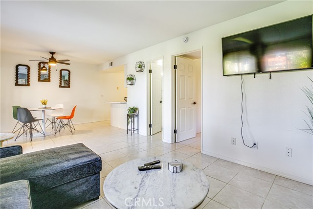 Detail Gallery Image 6 of 26 For 1100 E Amado Rd 11a1,  Palm Springs,  CA 92262 - 1 Beds | 1 Baths