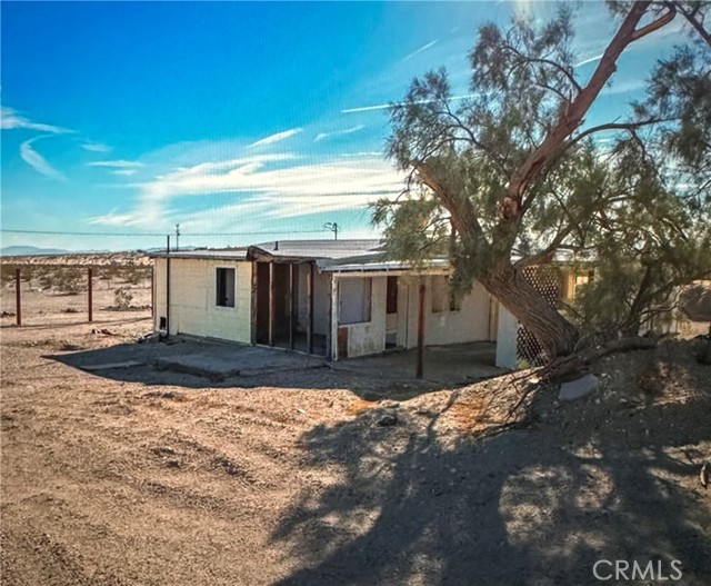 Detail Gallery Image 2 of 8 For 77623 Valle Vista Rd, Twentynine Palms,  CA 92277 - 2 Beds | 1 Baths