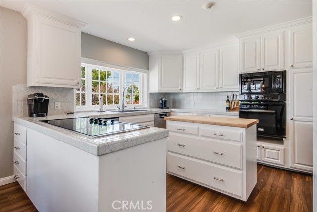 27703 Eastvale Road, Palos Verdes Peninsula, California 90274, 4 Bedrooms Bedrooms, ,3 BathroomsBathrooms,Residential,Sold,Eastvale,PV21110702