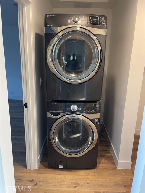 Detail Gallery Image 16 of 17 For 7051 Garden Grove, Reseda,  CA 91335 - 3 Beds | 2 Baths