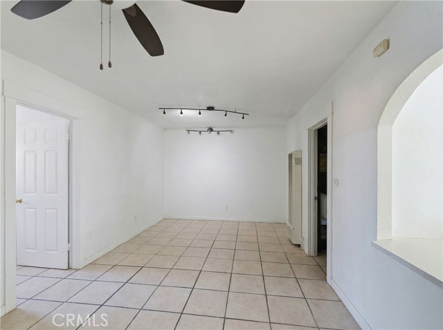 Detail Gallery Image 49 of 57 For 608 W 52nd, Los Angeles,  CA 90037 - 3 Beds | 2 Baths