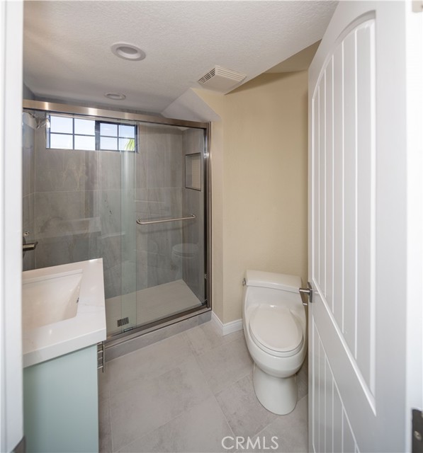 434 Manhattan Avenue, Hermosa Beach CA: https://media.crmls.org/medias/7f12f357-c40e-4f2f-a69e-3b6db3e4a0ab.jpg