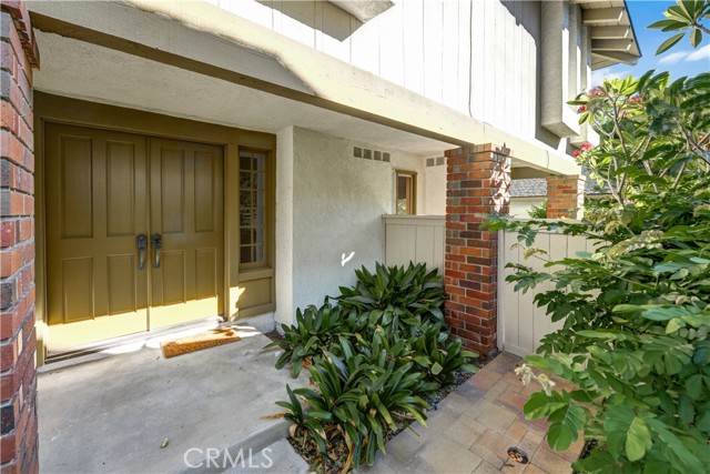 Detail Gallery Image 1 of 28 For 28 E Yale, Irvine,  CA 92604 - 4 Beds | 2/1 Baths