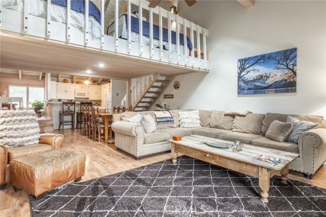 Detail Gallery Image 3 of 41 For 105 Sanctuary #105,  Mammoth Lakes,  CA 93546 - 2 Beds | 2 Baths