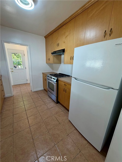 Detail Gallery Image 14 of 22 For 349 Laun, Altadena,  CA 91001 - 3 Beds | 1 Baths