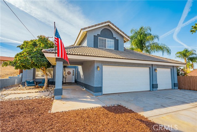 Detail Gallery Image 1 of 1 For 28961 Vacation Dr, Canyon Lake,  CA 92587 - 4 Beds | 3 Baths