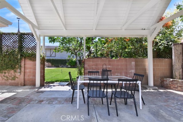 Detail Gallery Image 36 of 44 For 627 N Rose St, Burbank,  CA 91505 - 4 Beds | 2 Baths