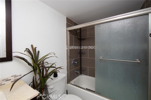 Detail Gallery Image 16 of 29 For 327 Chestnut Ave #310,  Long Beach,  CA 90802 - 1 Beds | 1 Baths