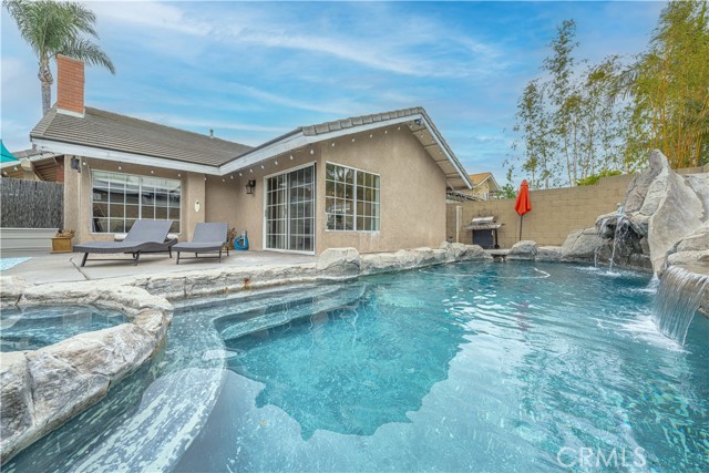 Detail Gallery Image 36 of 43 For 18250 Devonwood Cir, Fountain Valley,  CA 92708 - 3 Beds | 2 Baths