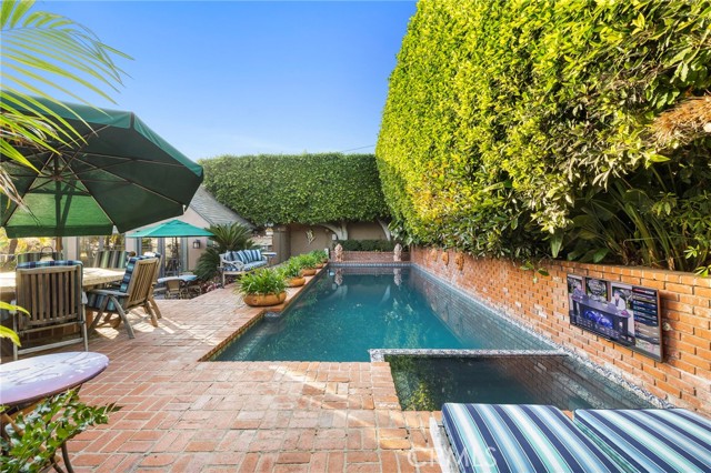 Detail Gallery Image 28 of 34 For 486 Holly St, Laguna Beach,  CA 92651 - 4 Beds | 4 Baths