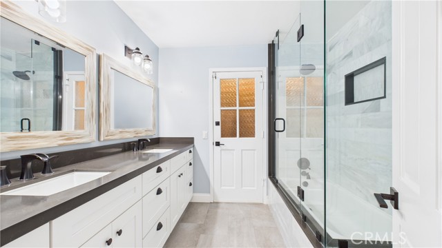 Detail Gallery Image 24 of 43 For 29650 Kimberly, Agoura Hills,  CA 91301 - 5 Beds | 5 Baths