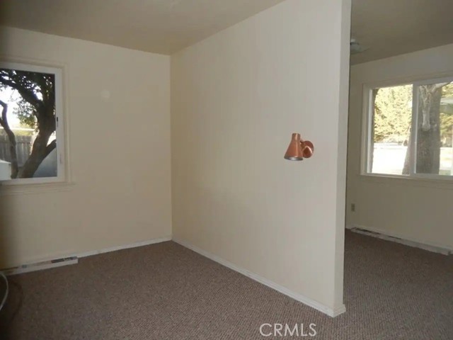 Detail Gallery Image 6 of 9 For 983 W Foothill Bld, San Luis Obispo,  CA 93405 - 3 Beds | 1 Baths