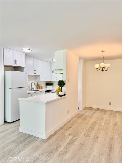 Detail Gallery Image 5 of 40 For 6542 Ocean Crest #C112,  Rancho Palos Verdes,  CA 90275 - 2 Beds | 2 Baths