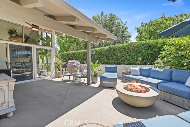 Detail Gallery Image 22 of 32 For 455 Vista Grande, Newport Beach,  CA 92660 - 3 Beds | 2 Baths