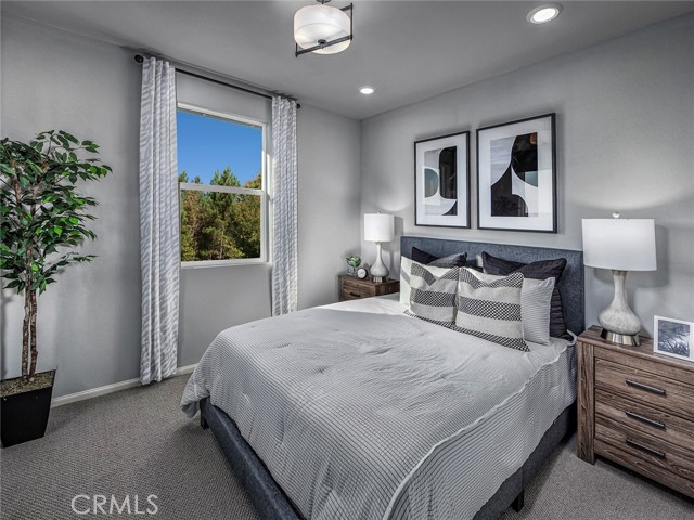 Detail Gallery Image 7 of 14 For 221 Aurora Ln, Pomona,  CA 91767 - 3 Beds | 3 Baths
