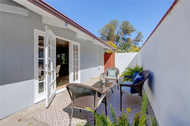 7 Ponderosa Lane, Rolling Hills Estates, California 90274, 5 Bedrooms Bedrooms, ,2 BathroomsBathrooms,Residential,Sold,Ponderosa,PV21223898