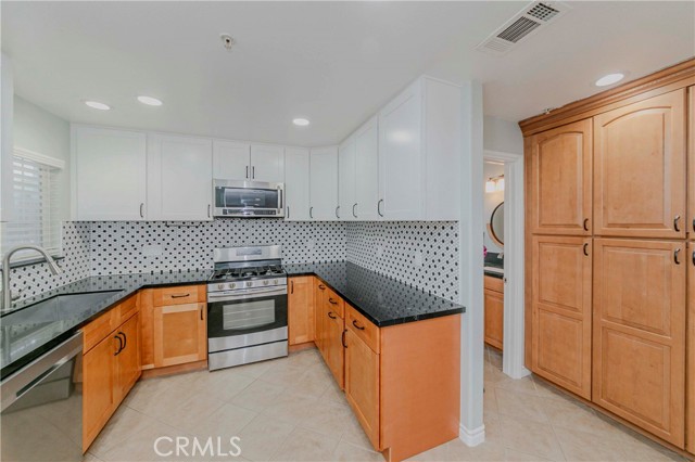 1514 W 207th Street, Torrance CA: https://media.crmls.org/medias/7f19e95f-d5d0-45ea-808a-3a556cd8472b.jpg