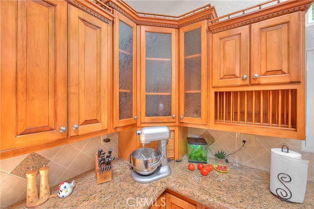 Image 16 of 75 For 22760 Cardinal Street