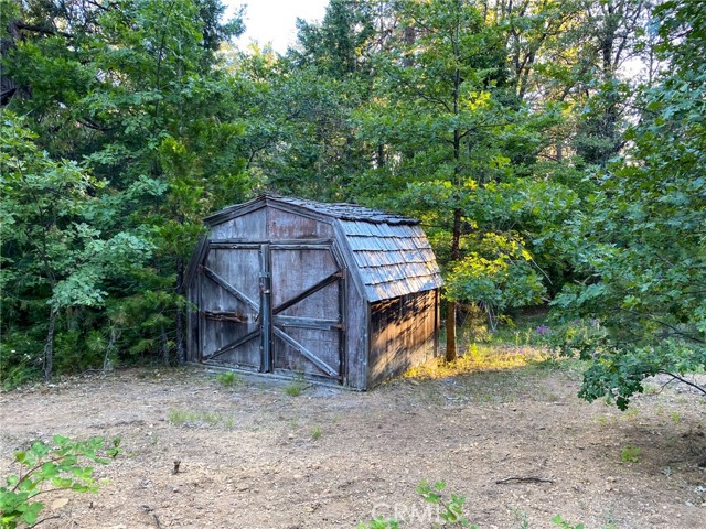 Detail Gallery Image 61 of 65 For 2737 S Old Stage Rd, Mount Shasta,  CA 96067 - 3 Beds | 2/1 Baths