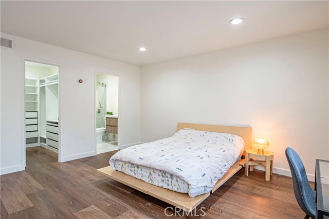 Detail Gallery Image 5 of 13 For 184 Casuda Canyon Dr #B,  Monterey Park,  CA 91754 - 2 Beds | 2/1 Baths