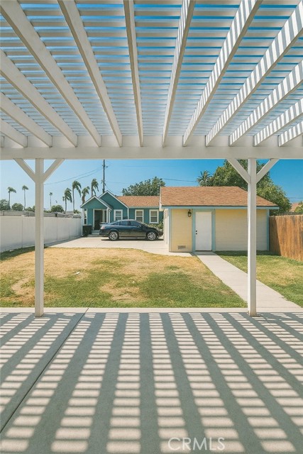 Detail Gallery Image 10 of 26 For 117 E Sycamore St, Anaheim,  CA 92805 - 6 Beds | 2 Baths